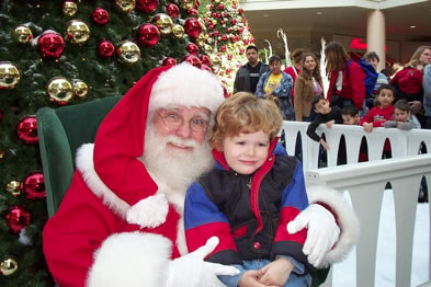 Charlestowne mall with Santa